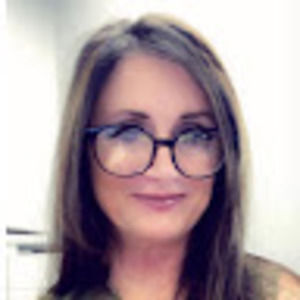 Meet your Posher, Dena